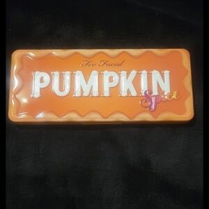 Too Faced Pumpkin Spice Eyeshadow Palette